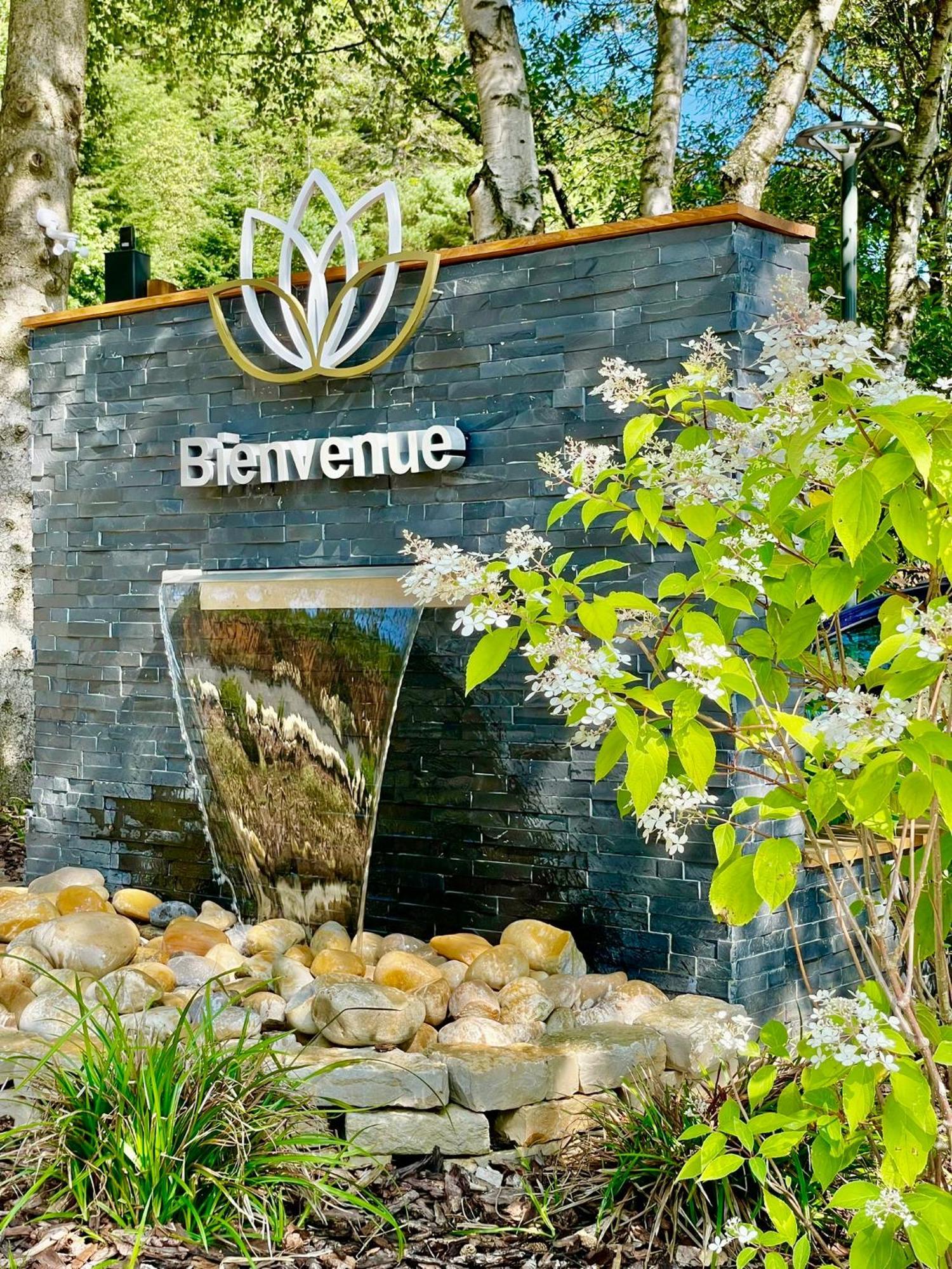 Domaine Les 2 Mondes Hotel Aydat Buitenkant foto